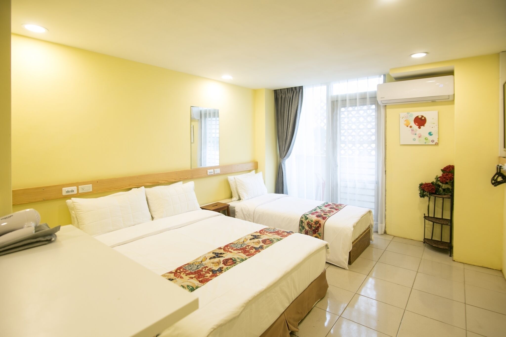 standard triple room | blackout curtains, free wifi, bed sheets