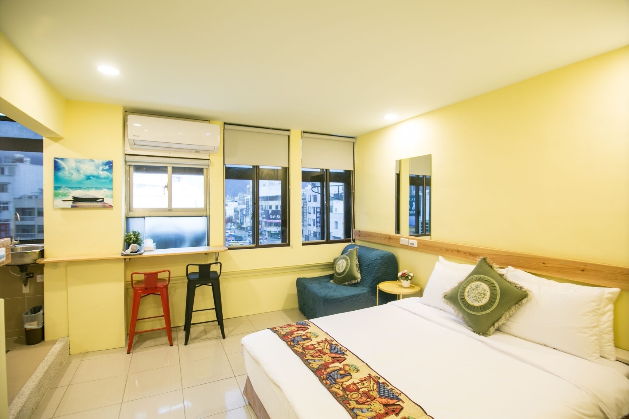 deluxe double room, city view | blackout curtains, free wifi, bed sheets