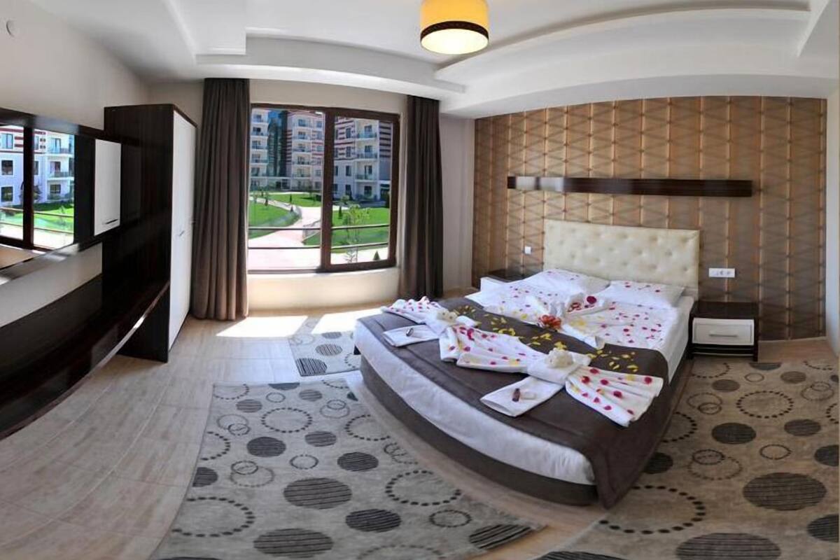 1 habitación, escritorio, wifi gratis y ropa de cama