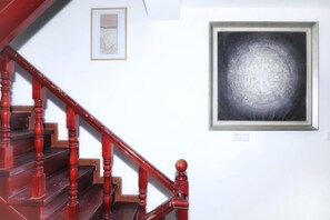 Staircase - Only Cafe and Backpacker (Chongqing)