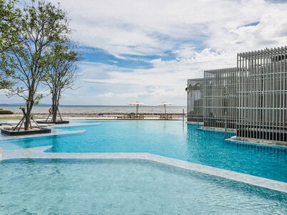 Veranda Beachfront Residence Pattaya