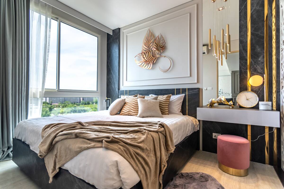 2 Bedrooms Deluxe Apartment with Partial Sea View | 이집트산 면 시트, 고급 침구, 메모리폼 침대, 객실 내 금고