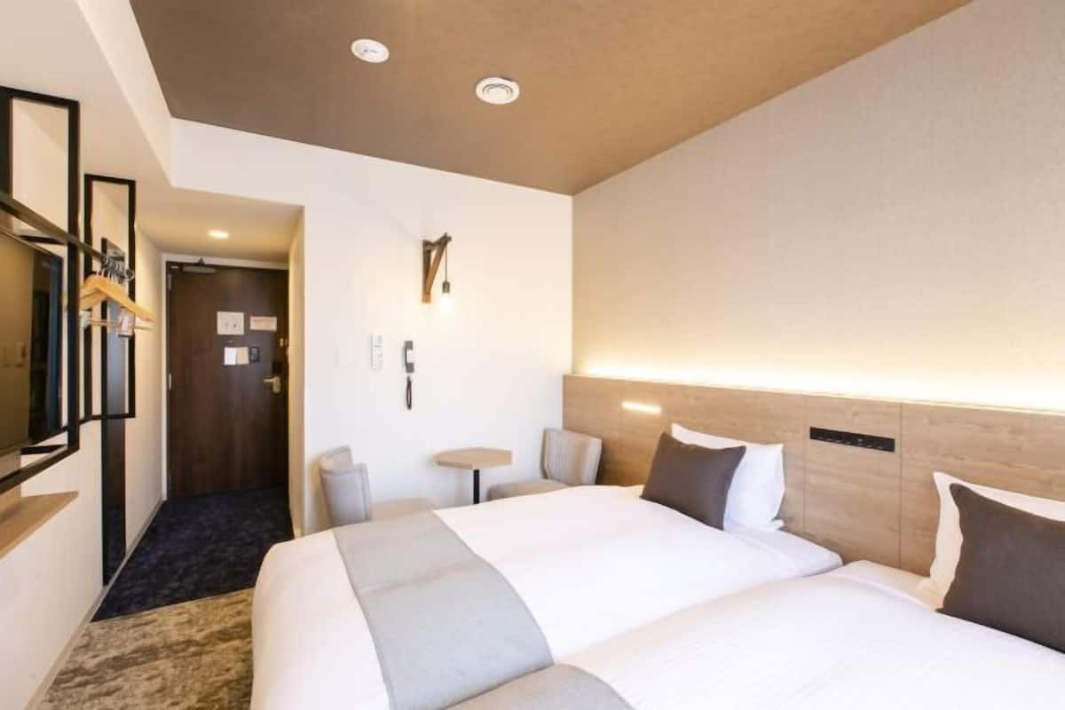 2 bedrooms, in-room safe, free WiFi, bed sheets
