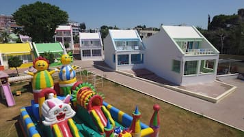 Aire de jeux - extérieure