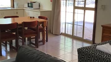 Premier Suite 2 Bedroom Self Contained | Living area