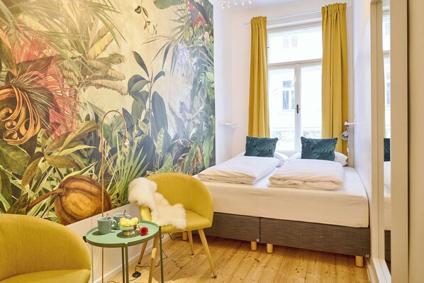 Double Room with balcony, shower, shared toilet "Koi"