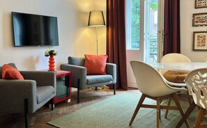 Double Room with balcony, shower, shared toilet "Koi" | Living room