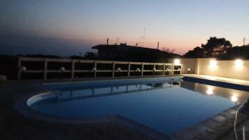 AuĂenpool (je nach Saison geöffnet)