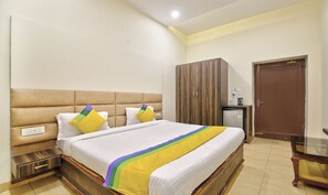 Rollaway beds, free WiFi, bed sheets