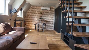 Maisonette | 1 bedroom, Frette Italian sheets, premium bedding, memory foam beds