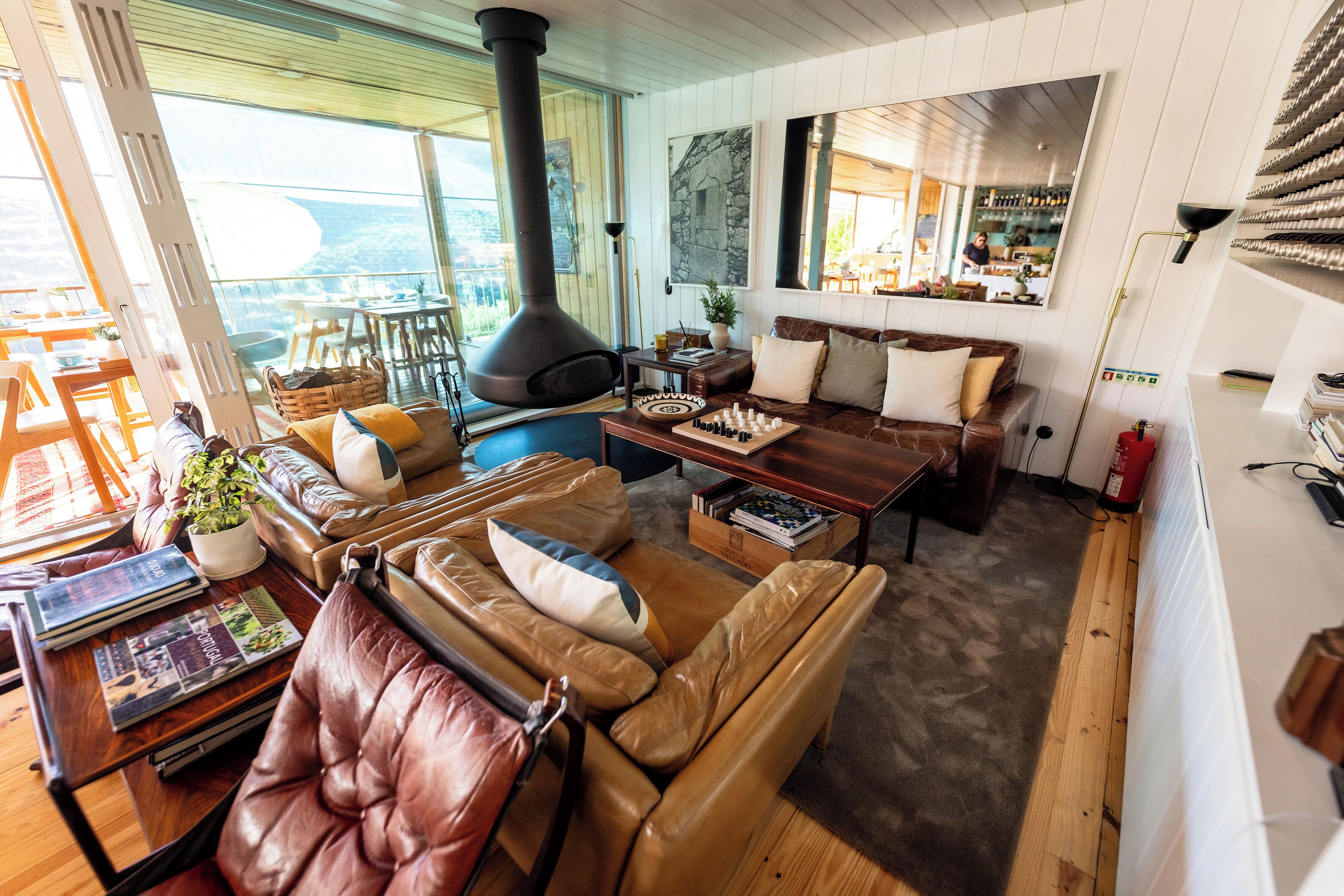 Télévision à écran plat