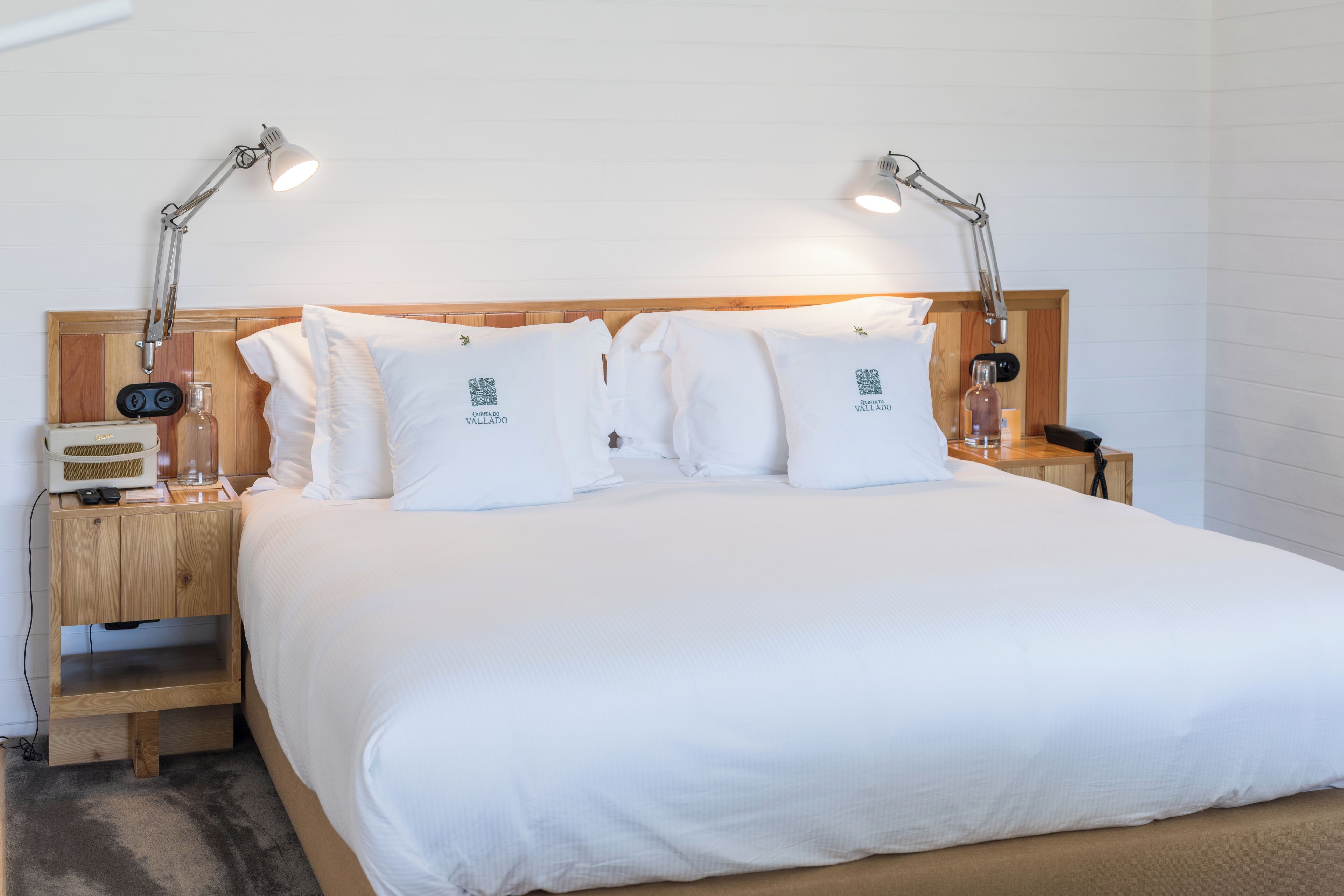 Suite – deluxe | Minibar, skrivebord, lydisolert og wi-fi (inkludert)