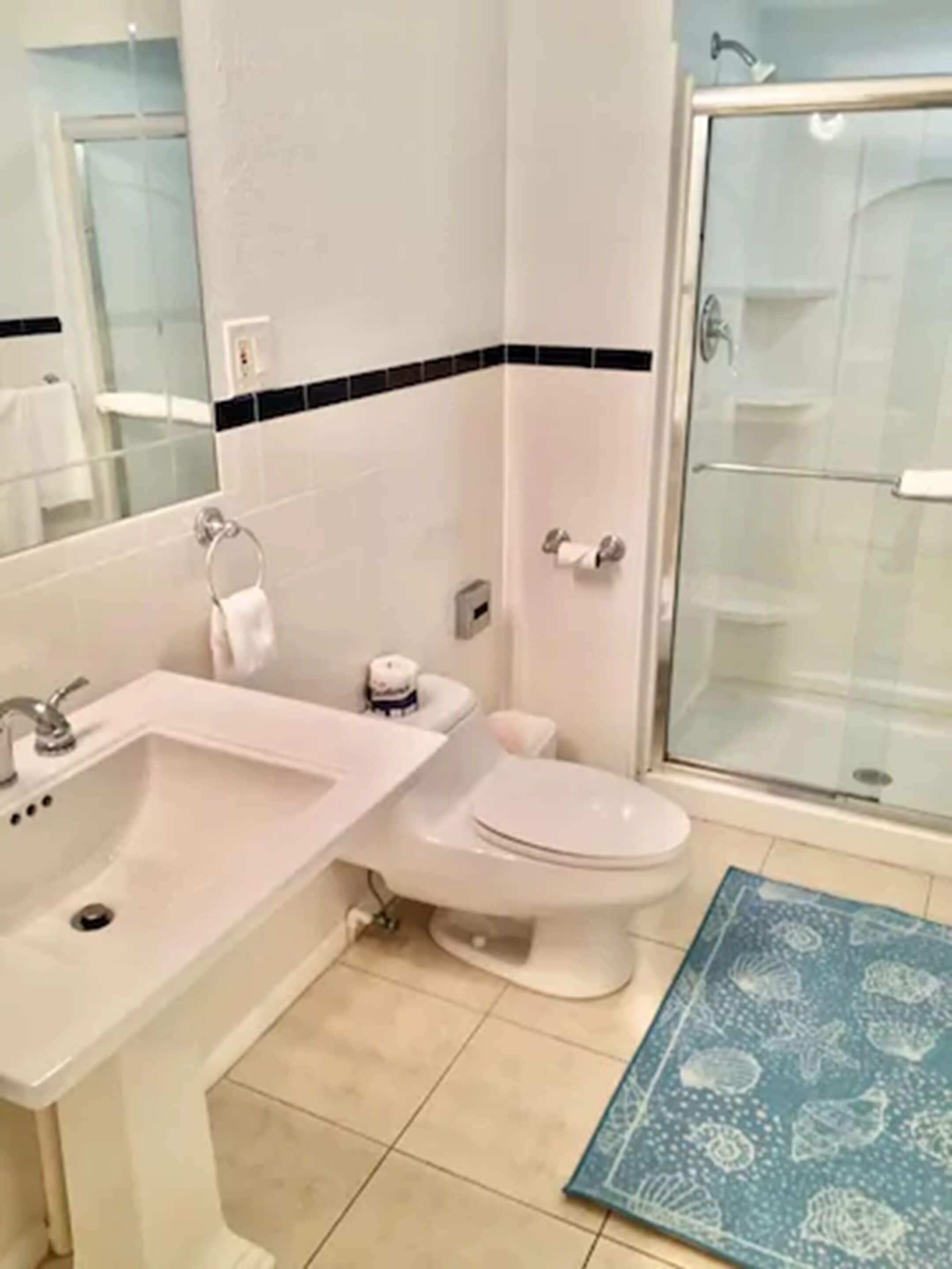 shower, bidet, towels, soap