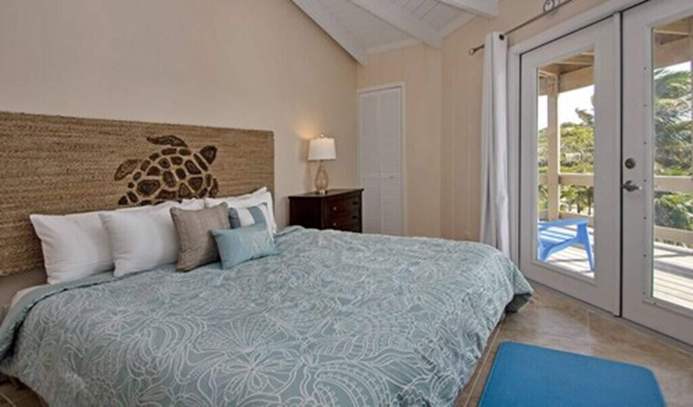 club single room | 1 bedroom, egyptian cotton sheets, premium bedding, minibar