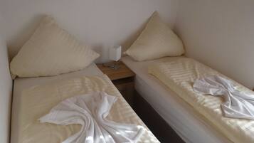Basic House | Iron/ironing board, cribs/infant beds, travel crib, free WiFi