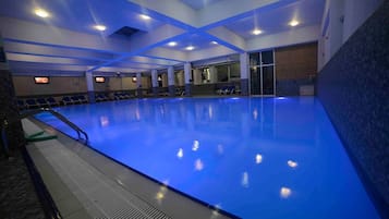 Indendørs pool, udendørs pool