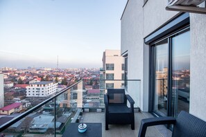 Presidential Suite, 1 Bedroom, Balcony | City view - Luxury Westpark 2 Residence Lake View W4 (Bucharest)