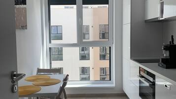 Presidential-Suite, 1 Schlafzimmer, Balkon | Eigene Küche | Großer Kühlschrank, Ofen, Herdplatte