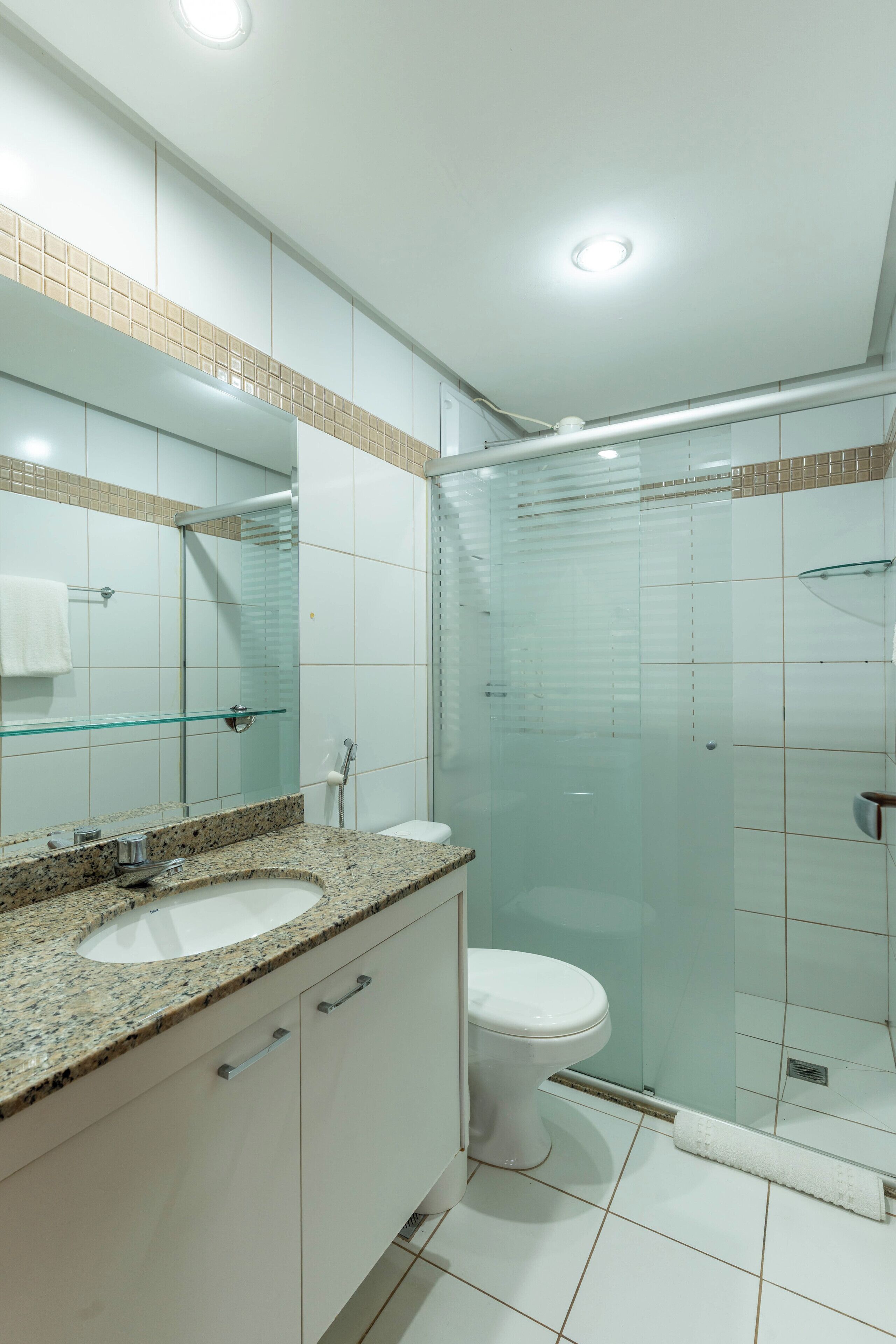 superior room | bathroom | shower, towels