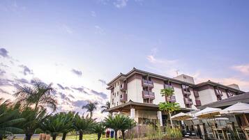 Fachada da propriedade