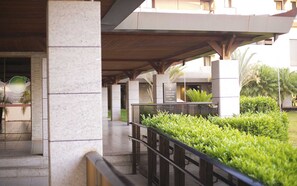 Interior entrance - Life Resort Hplus Long Stay (Brasília)