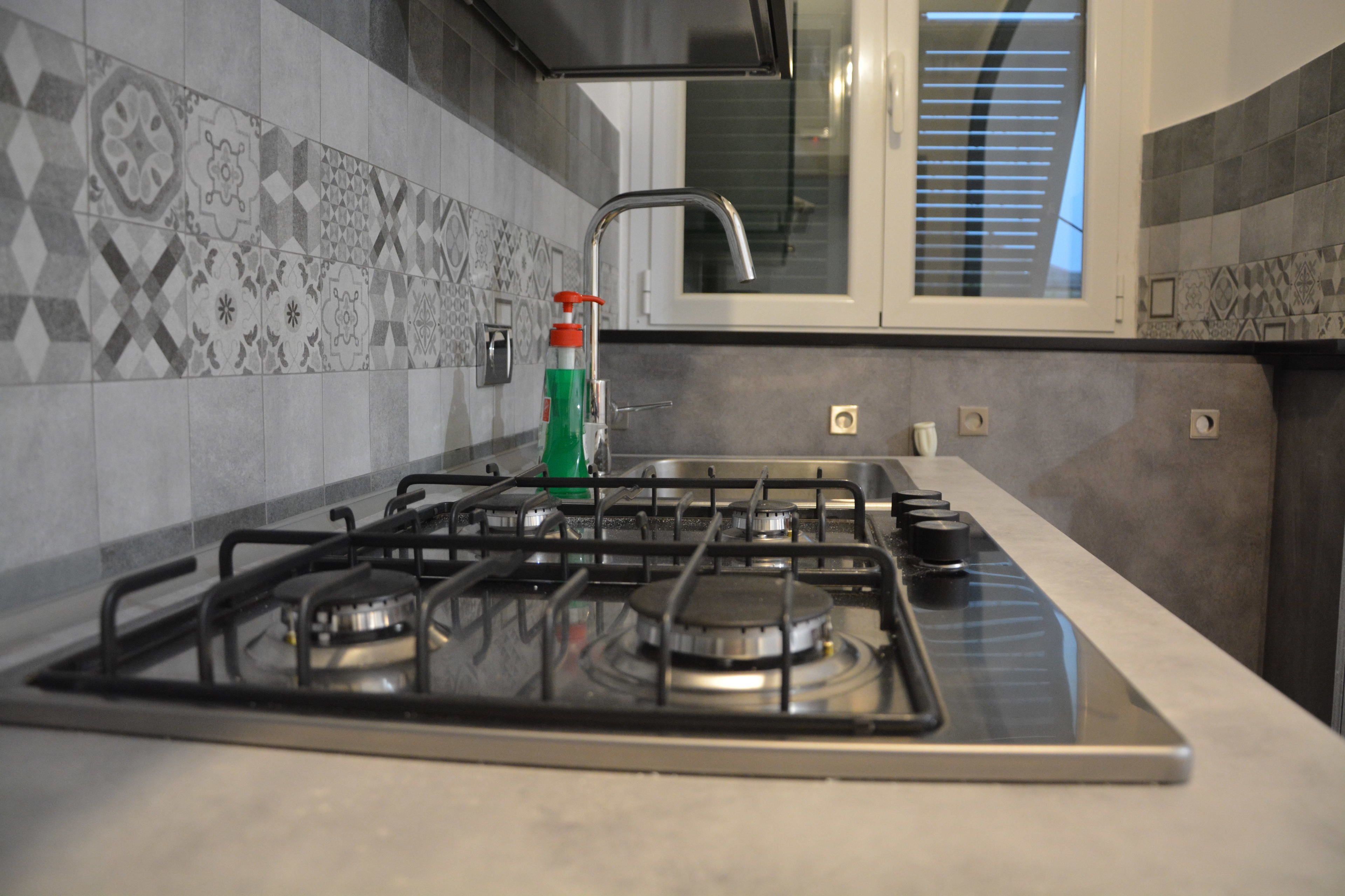 Habitación con 1 cama matrimonial o 2 individuales, cocineta | Cocina privada