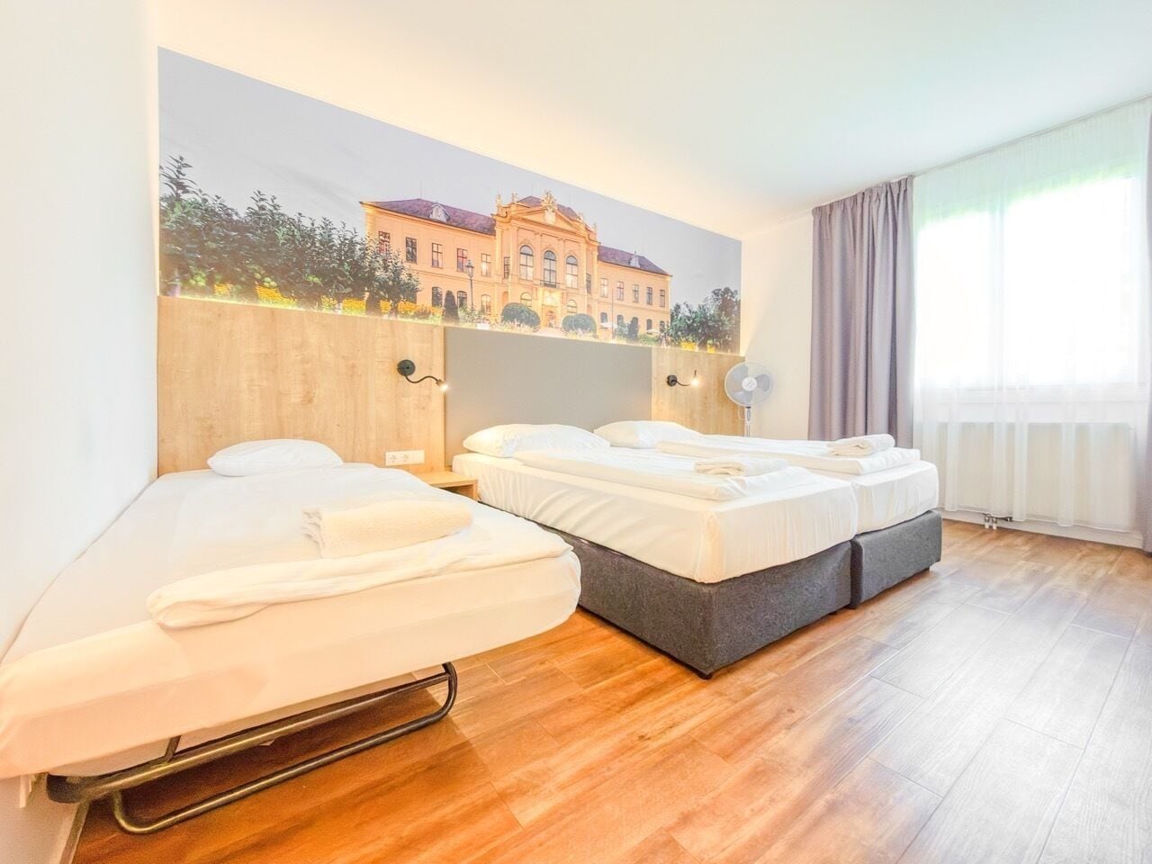 Deluxe Room | Soundproofing, free WiFi, bed sheets