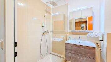 Quarto luxo | Banheiro | Toalhas de banho