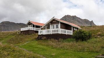 Traditional Bungalow, Patio (smaller) | View from room