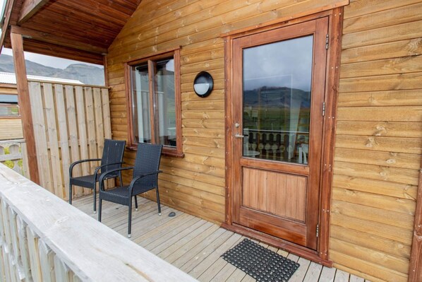 标准平房, 露台, 部分海景 (bigger) | 客房景观