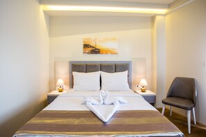 Premium bedding, minibar, desk, laptop workspace - Olimpija Plus (Kumbor)