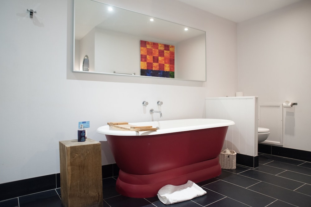 Harbourmaster Hotel by null