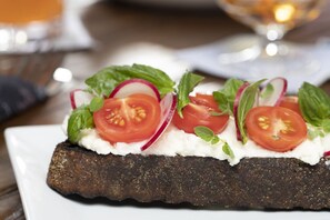 Restaurant - Homestyle Hotel Inn & Restaurant (Ludlow)