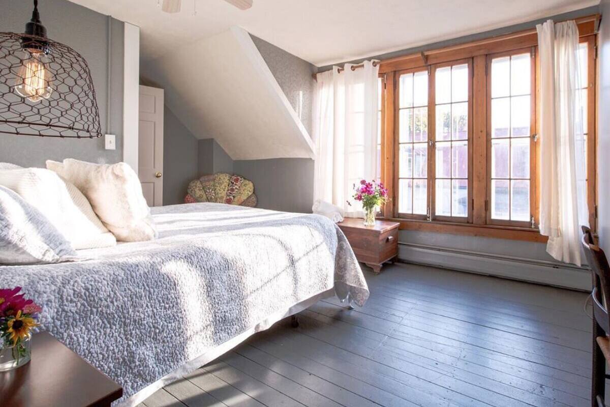 Egyptian cotton sheets, premium bedding, memory-foam beds
