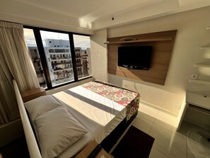 Traditional Duplex | Desk, free WiFi, bed sheets - Venice Park Hplus Long Stay (Guará)
