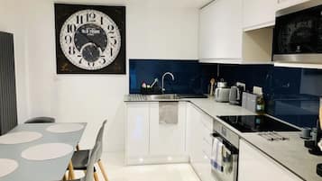 Fridge, microwave, oven, toaster