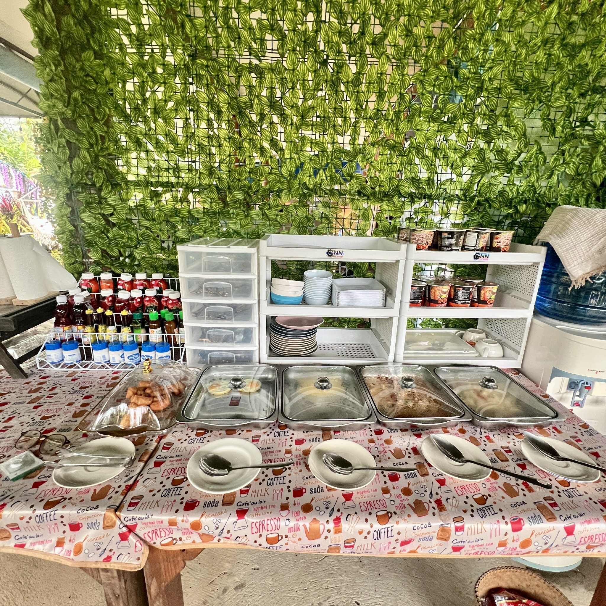 Se sirven desayunos, almuerzos y cenas