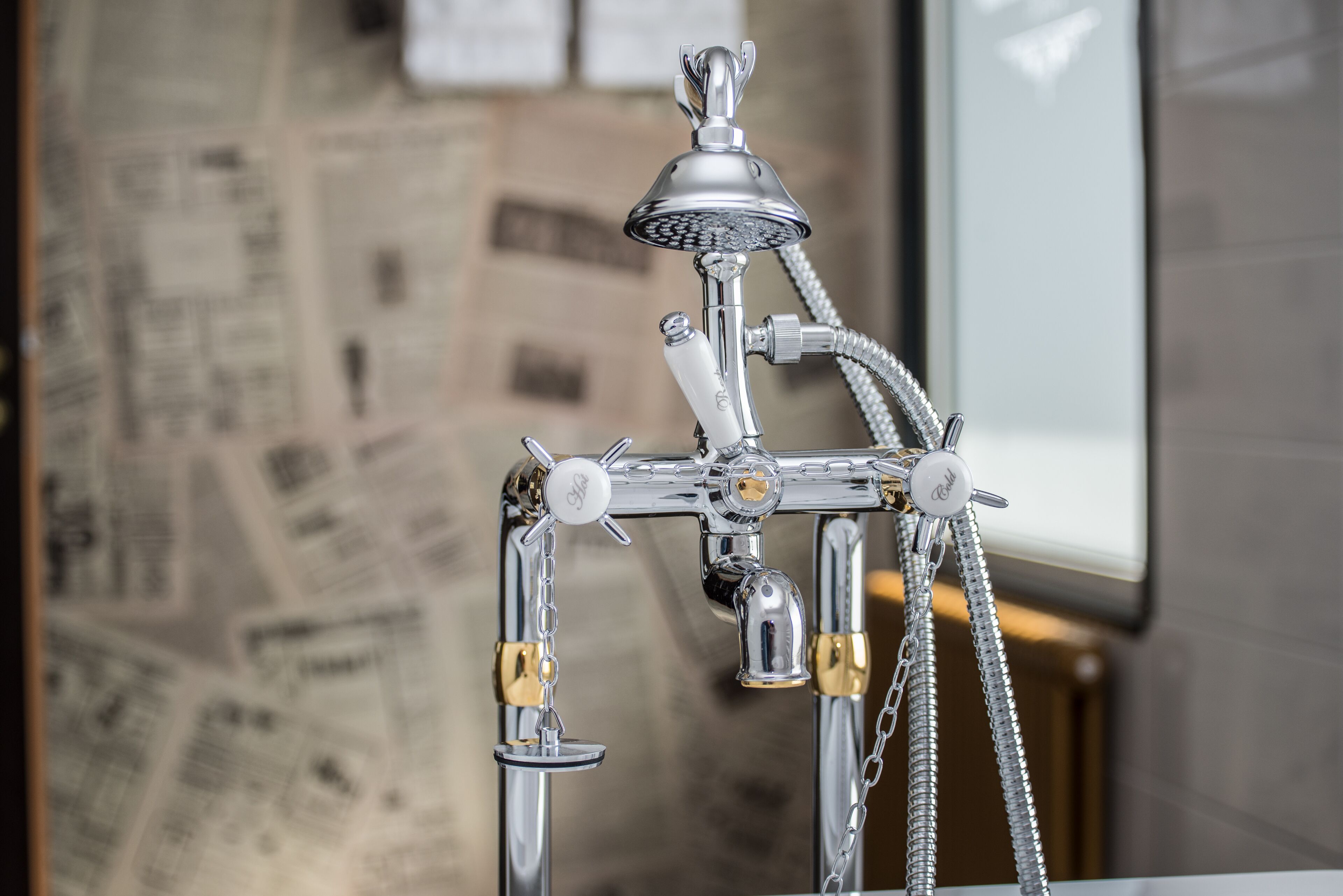 deep-soaking bathtub, free toiletries, hair dryer, slippers