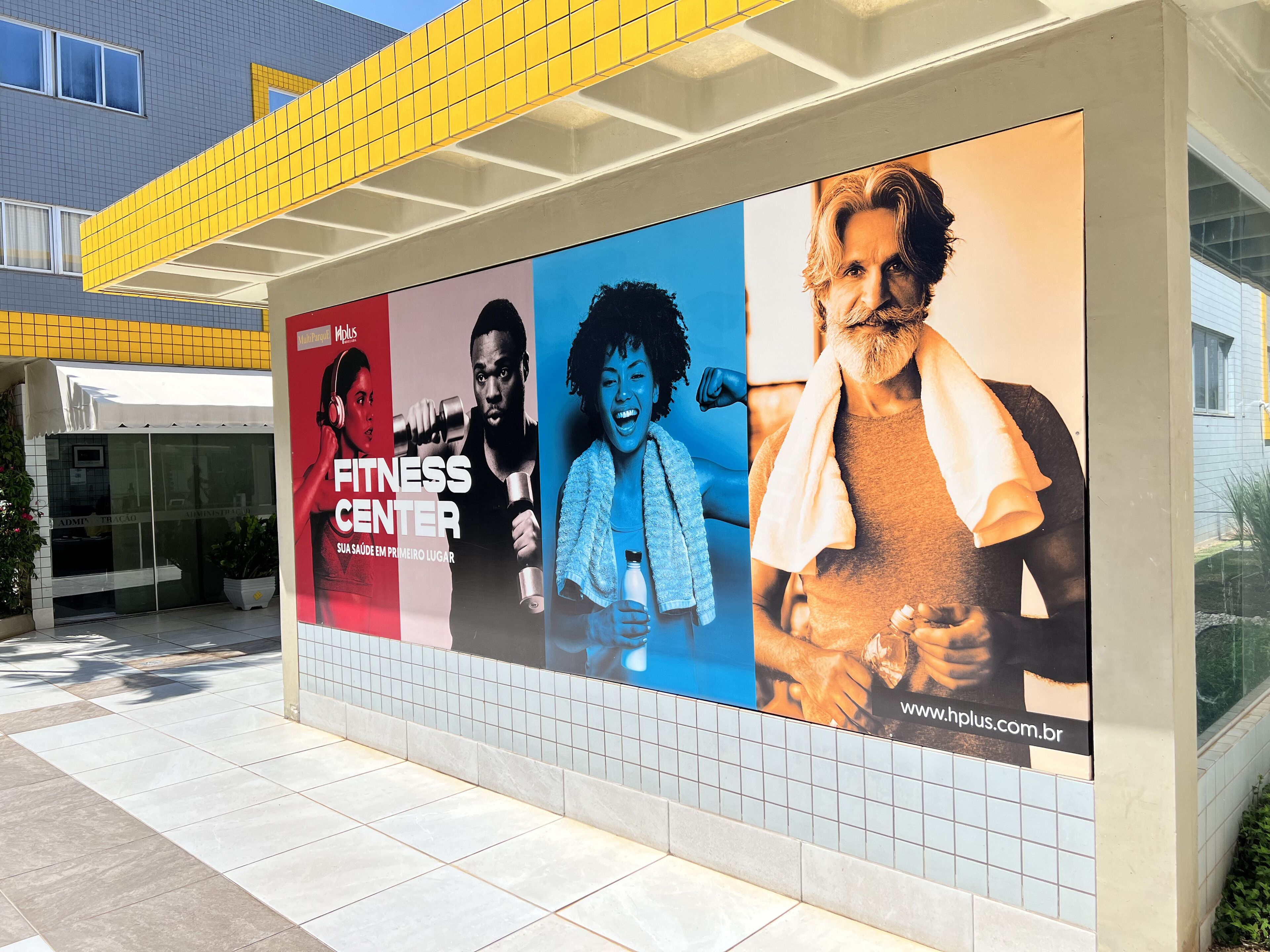 Photo - Multiparque Hplus Long Stay