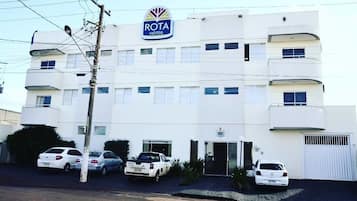 Fachada da propriedade