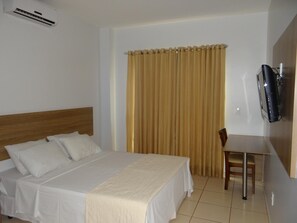 Iron/ironing board, free WiFi, bed sheets - Rota Hoteis (Quirinopolis)