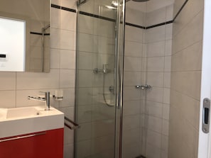 Apartamento, 1 quarto | Chuveiro