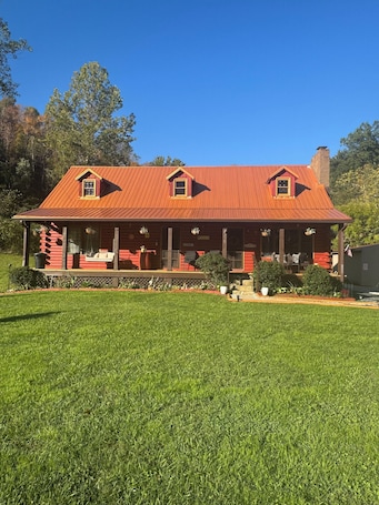 Exterior. Log Cabin in the Field