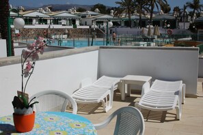 Deluxe Bungalow, 1 Bedroom, Pool View | Terrace/patio - VistaGolf (San Bartolomé de Tirajana)