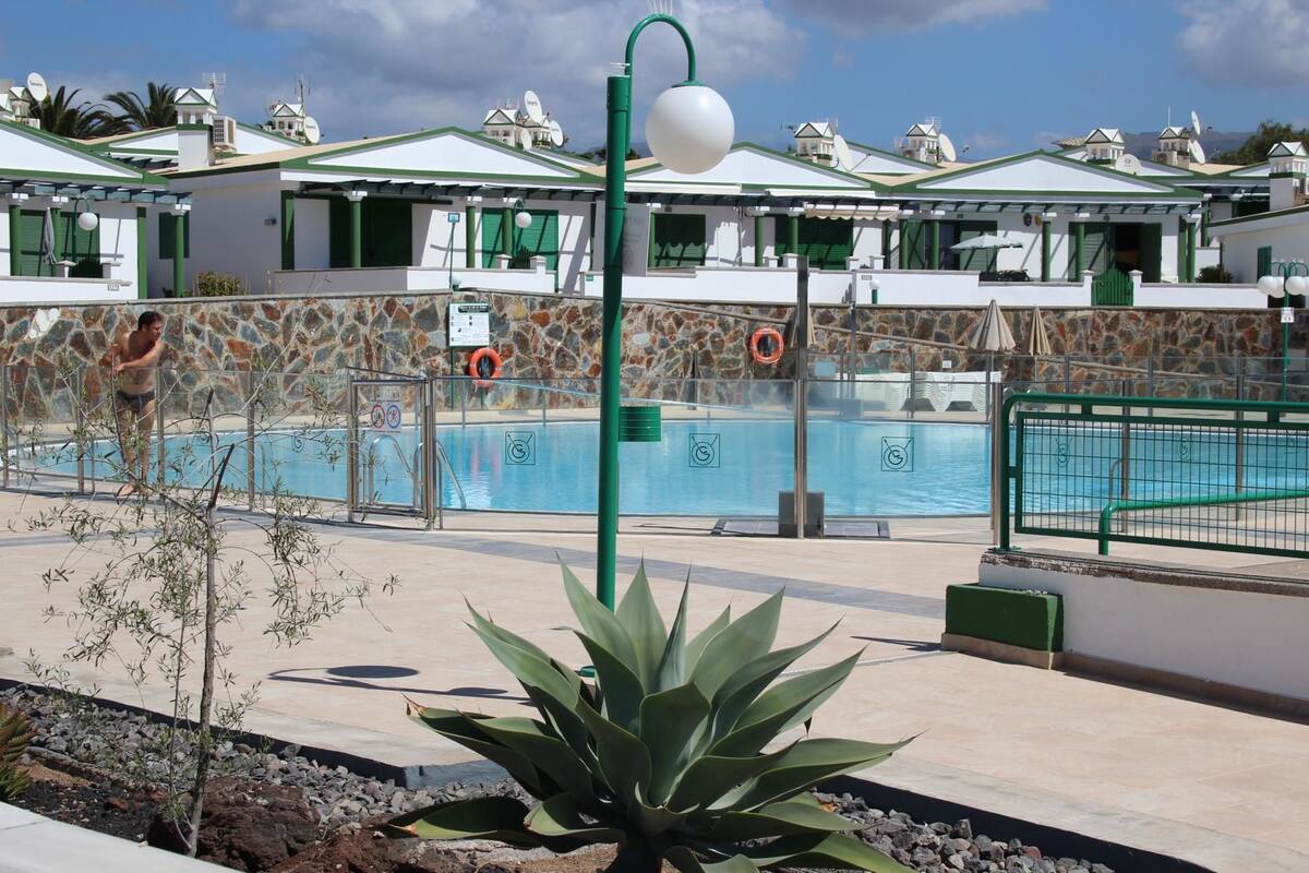 Deluxe Bungalow, 1 Bedroom, Pool View | Resort view