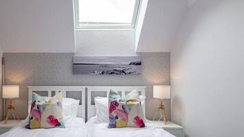 Deluxe huis, 3 slaapkamers | 3 slaapkamers, een strijkplank/strijkijzer, gratis wifi, beddengoed