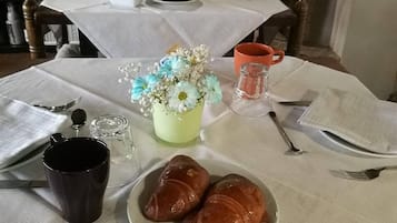 Desayuno buffet incluido todos los días