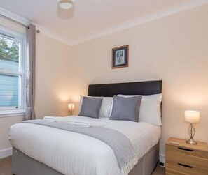 Comfort-Ferienhaus, 2 Schlafzimmer | 2 Schlafzimmer, Schreibtisch, Bügeleisen/Bügelbrett, kostenloses WLAN