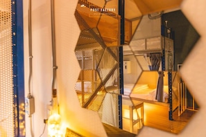 Interior - Post Factory Bed & Breakfast Sathorn Hostel - Adults Only (Bangkok)