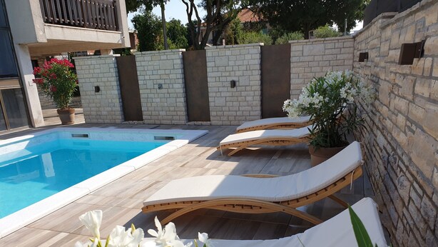 Sundeck - Apartmani Dubravka (Zadar)